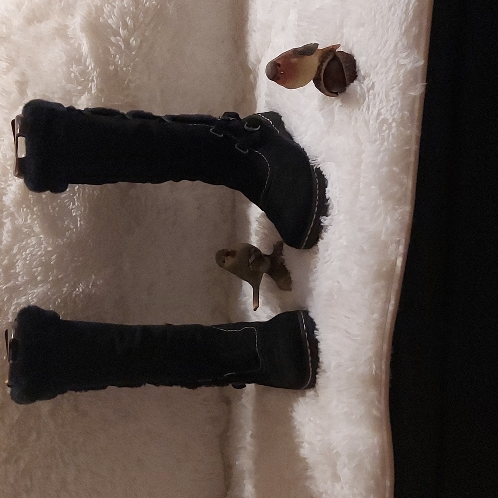BareTraps Black Winter Boots